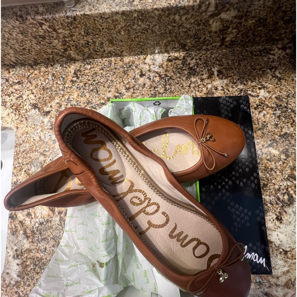 Sam Edelman Sz 9 1/2 Narrow flats.